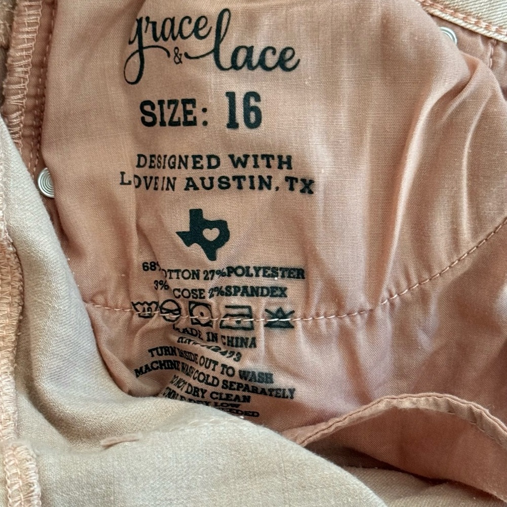 NWT Mel's Fave Distressed Cropped Straight Leg Denim Blush Size 16 Grace & Lace - Picture 7 of 8